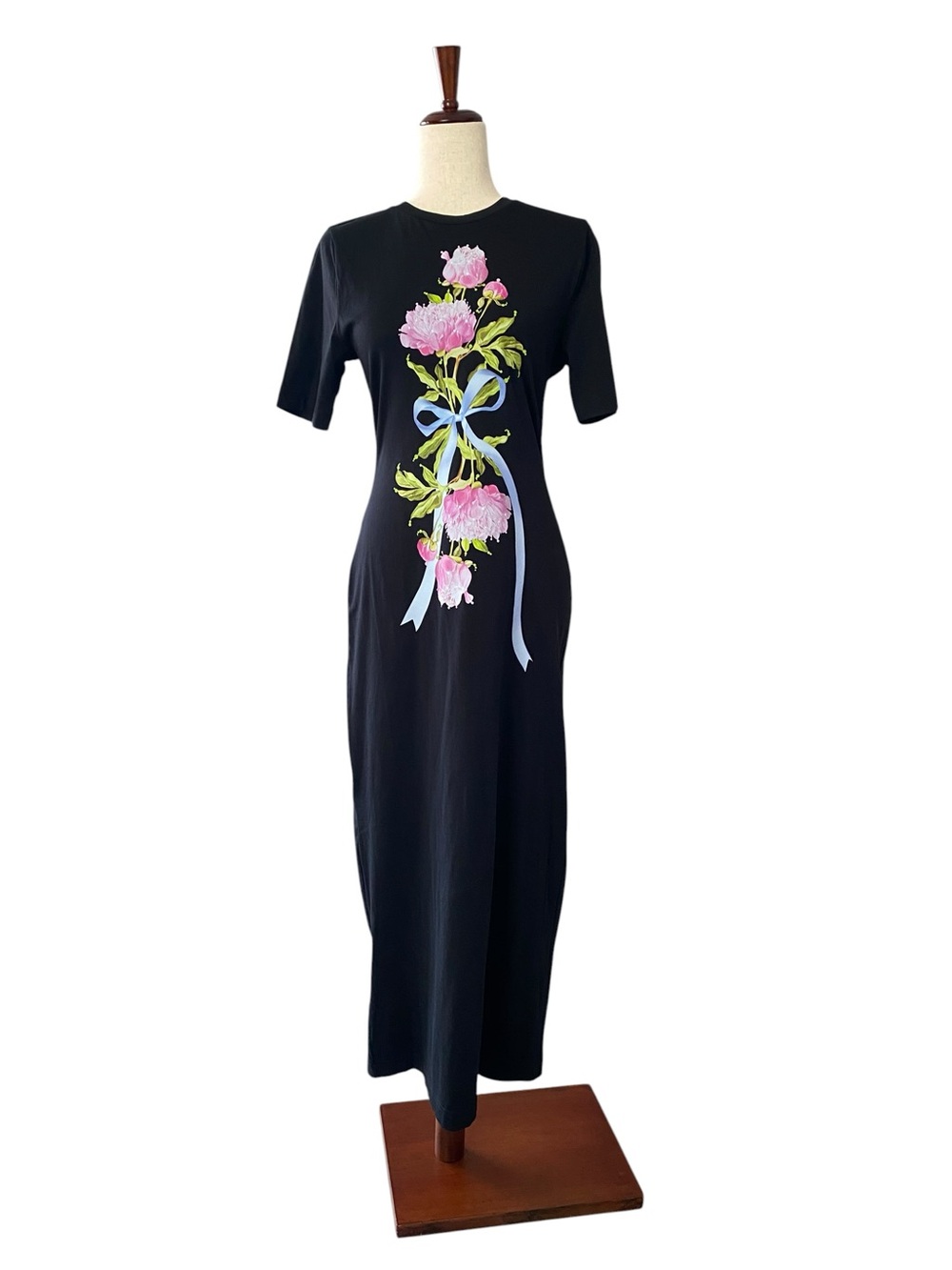 NWT Cynthia Rowley Peony Bouquet Ribbon Print Tee Dress Size S Black Cotton Maxi
